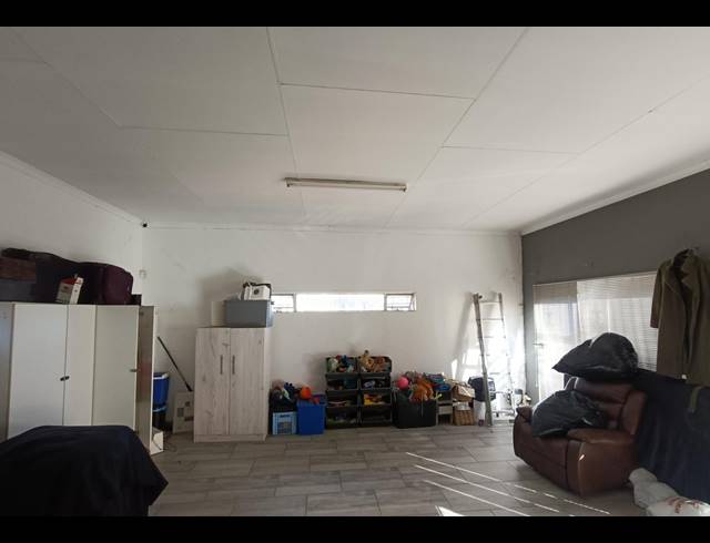 3 BEDROOM HOUSE FOR SALE IN VANDERBIJLPARK SE 4